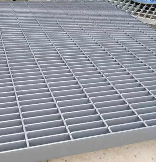 Grade de aço galvanizado por imersão a quente para tampa de drenagem de trincheira e passagem de piso